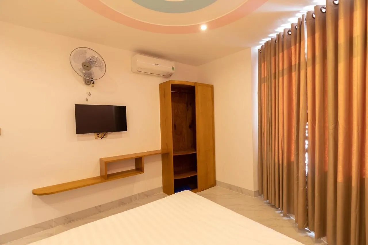 26 Topaz Hotel Vung Tau 0*,  Vietnam