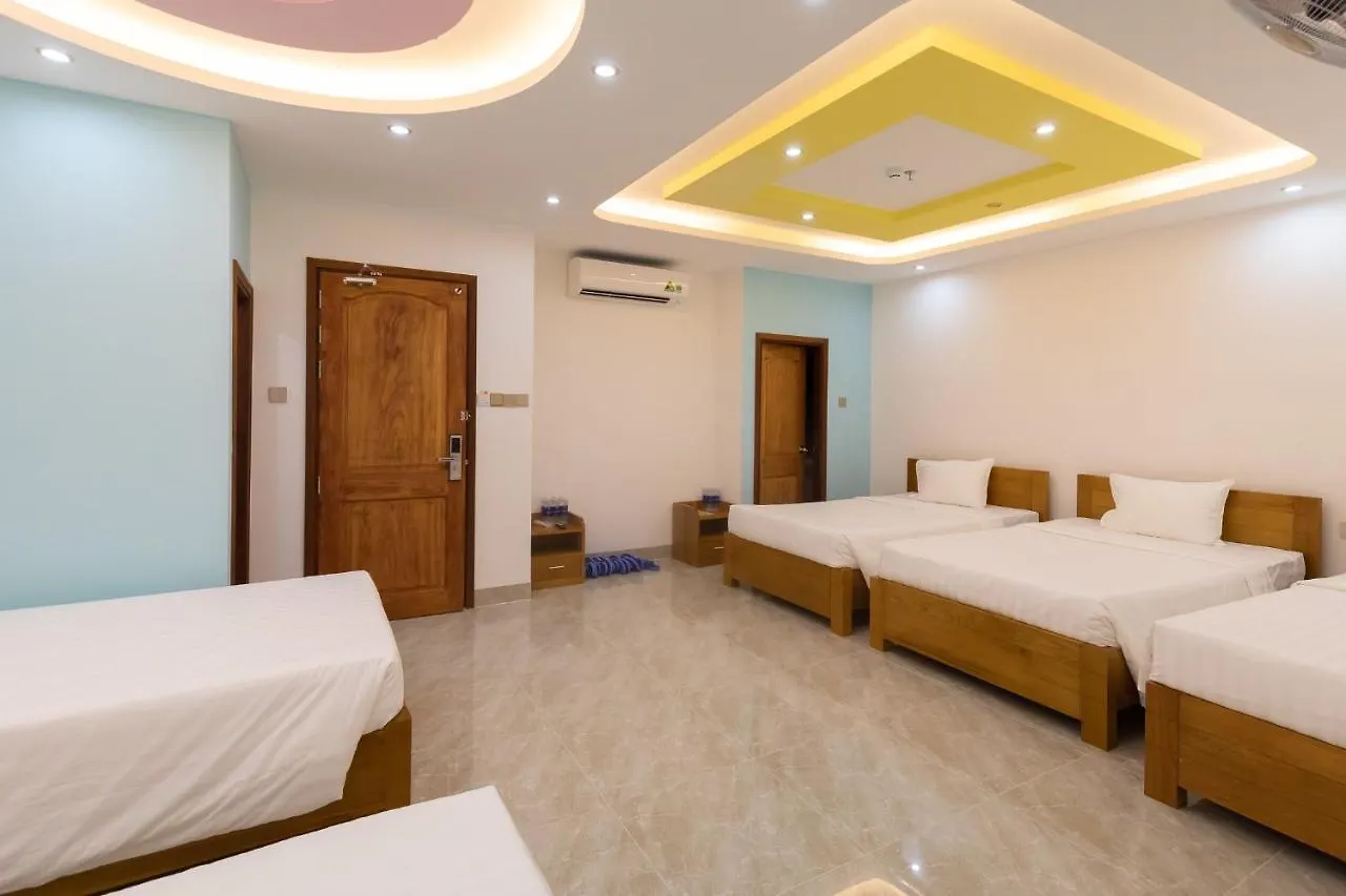 26 Topaz Hotel Vung Tau 0*,  Vietnam