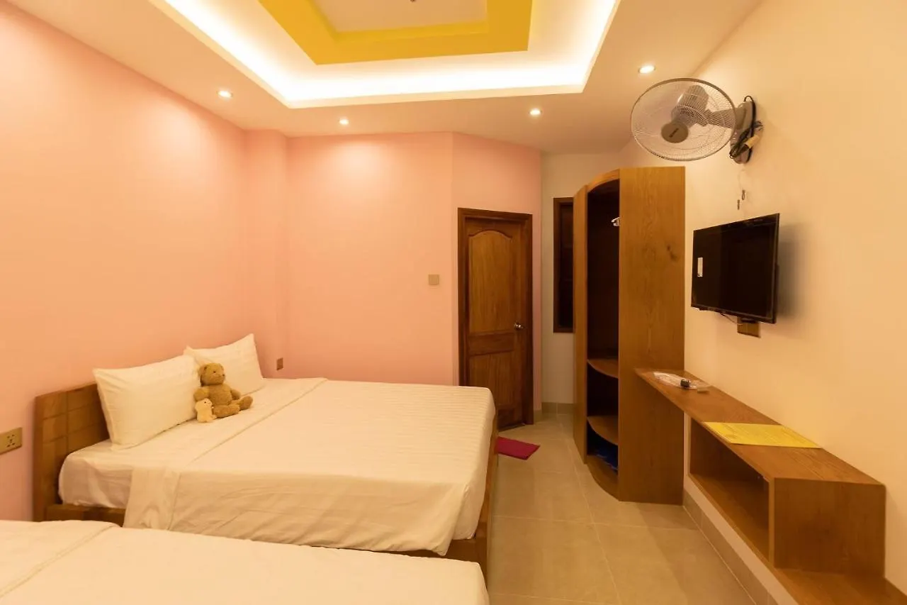 26 Topaz Hotel Вунгтау